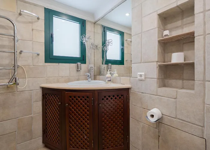 Navegante Com Piscina Privada Em Vila *