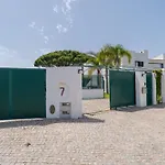 Navegante Com Piscina Privada Em Vilamoura Quarteira
