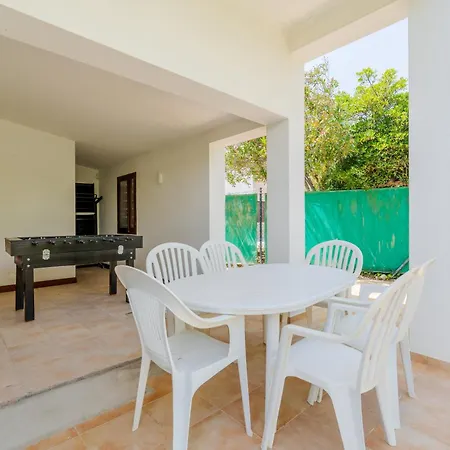 Navegante Com Piscina Privada Em Vilamoura Villa