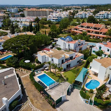 Navegante Com Piscina Privada Em Vilamoura *