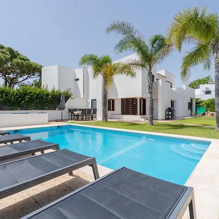 Navegante Com Piscina Privada Em Vilamoura كوارتيرا