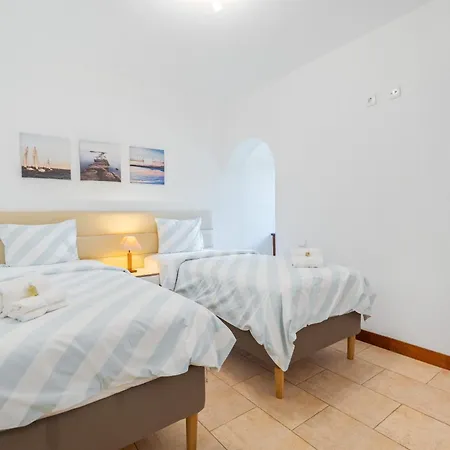 Navegante Com Piscina Privada Em Vilamoura فيلة
