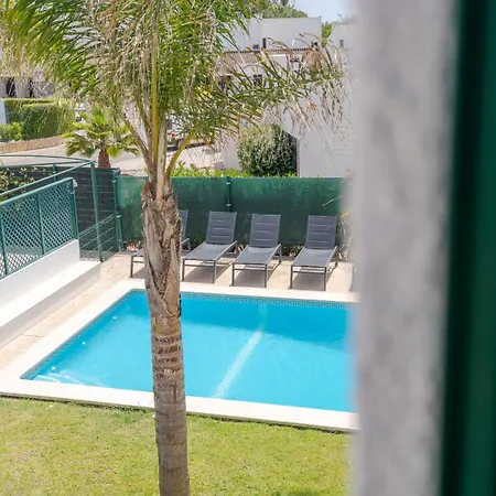 Navegante Com Piscina Privada Em Vilamoura كوارتيرا