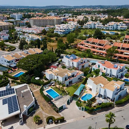 Navegante Com Piscina Privada Em Vilamoura *