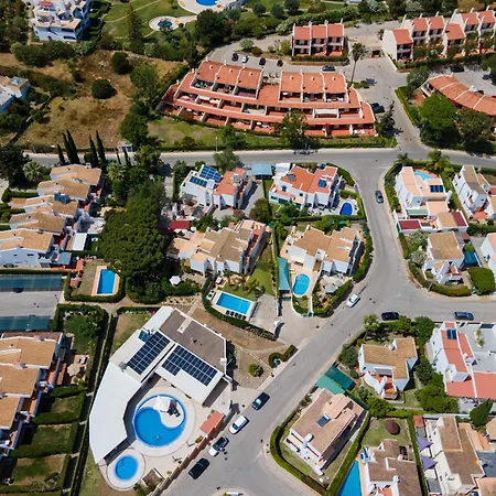 Navegante Com Piscina Privada Em Vilamoura